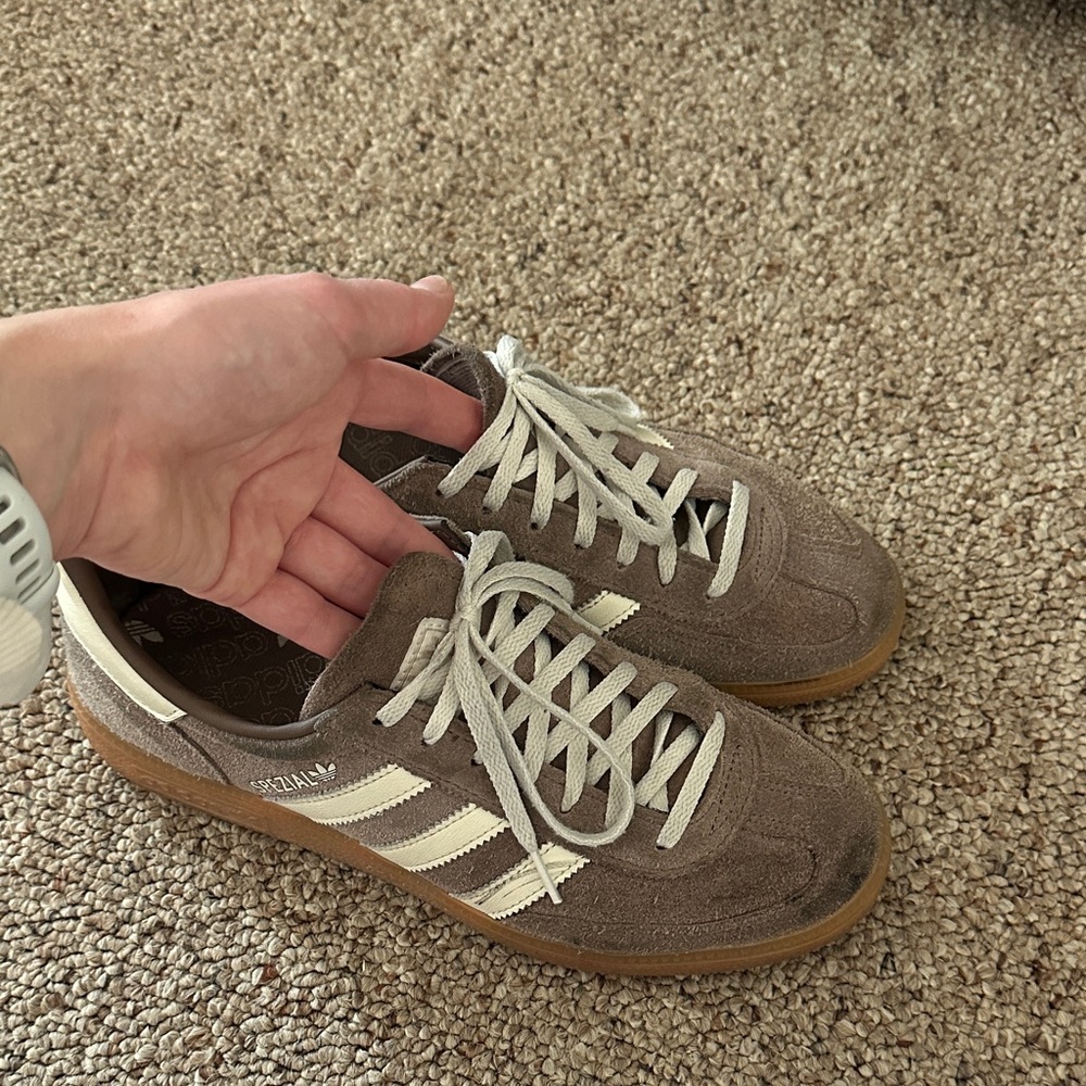 adidas spezial